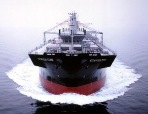 El déficit comercial récord se añade a los problemas del yen